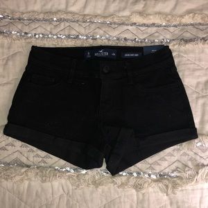 NWT black Hollister jean shorts